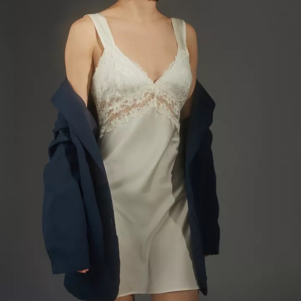 BNWT Urban Outfitters Lioness Bel Air Mini Dress Ivory